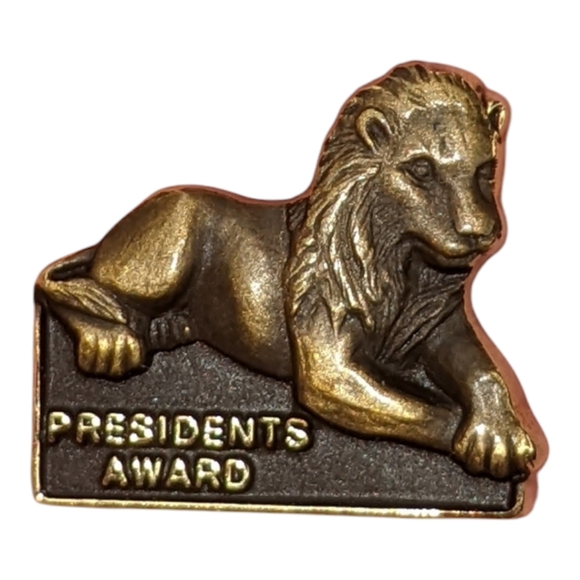 Vintage Solid Gold CTO 18K Presidents Awards Unique Pin for Collectors Very Rare
